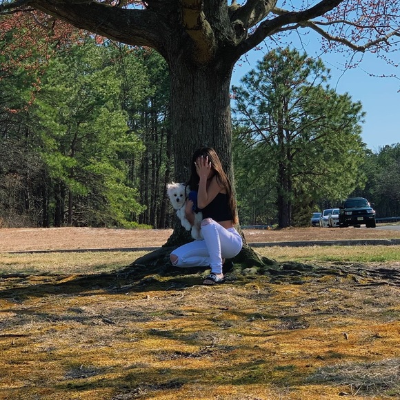 Meet your Posher, Joanna - Picture 1 of 4